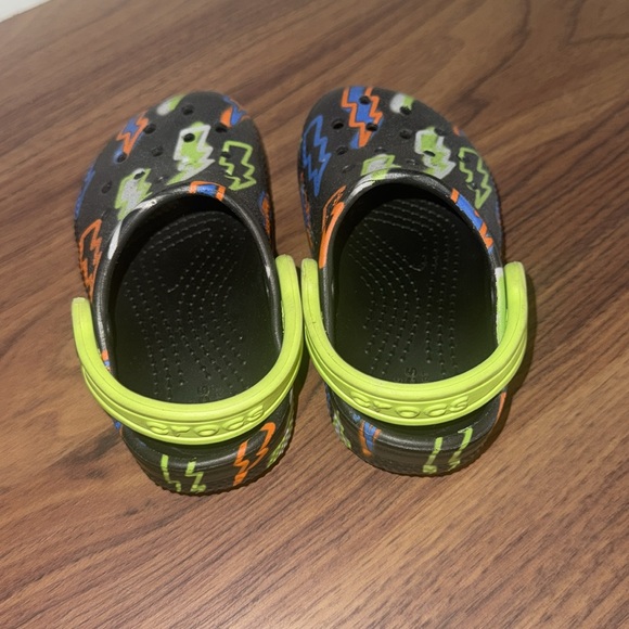 Crocs - Picture 2 of 3